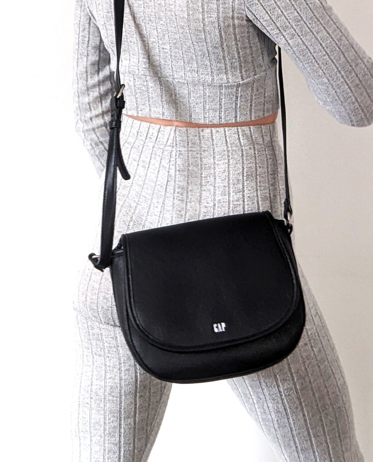 Gap crossbody saddle bag sale