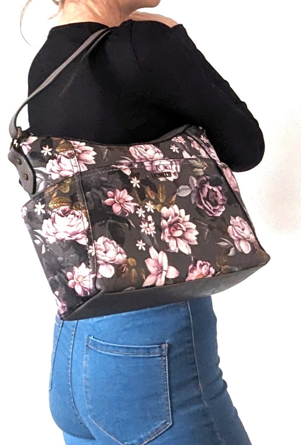 Rosetti Tessa mid crossbody floral RRP$55
