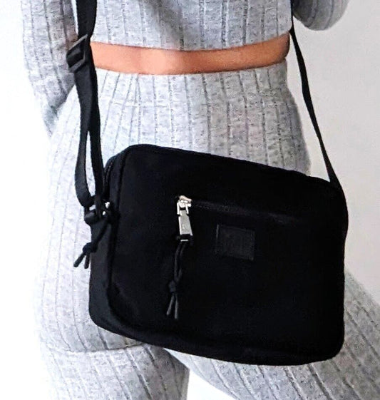 Gap crossbody bag black