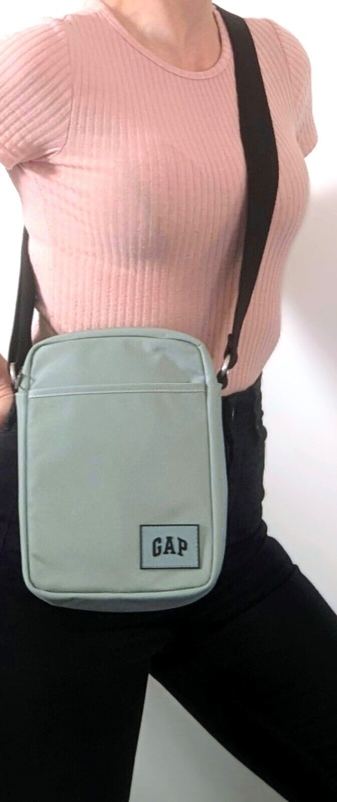 Gap seagrass crossbody bag RRP29