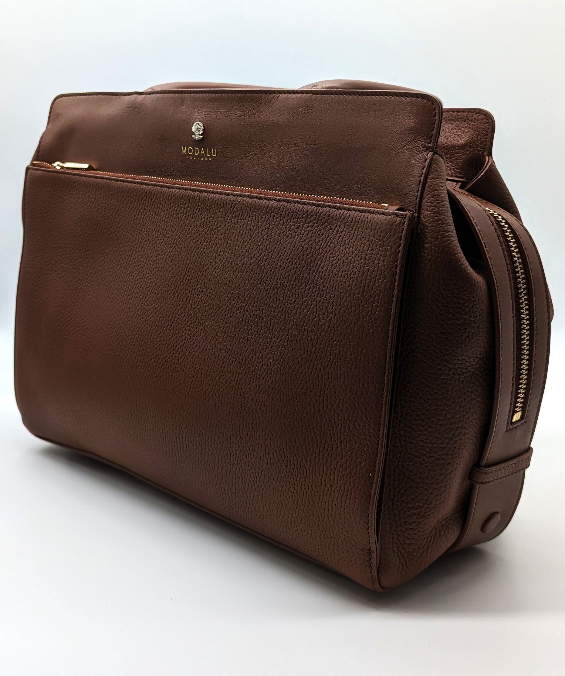 Modalu Berkeley leather small grab bag tan – Runway Accs